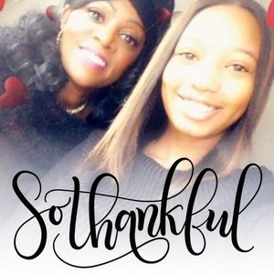 Meet your Posher, Evelyn